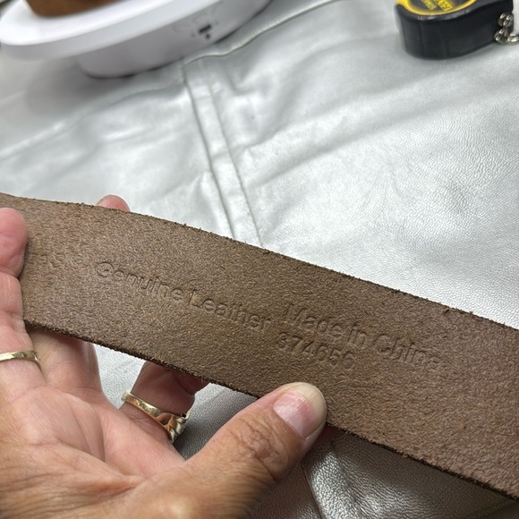 (H) Banana Republic Tan Silver Studded Leather Belt, Size S - Picture 13 of 13